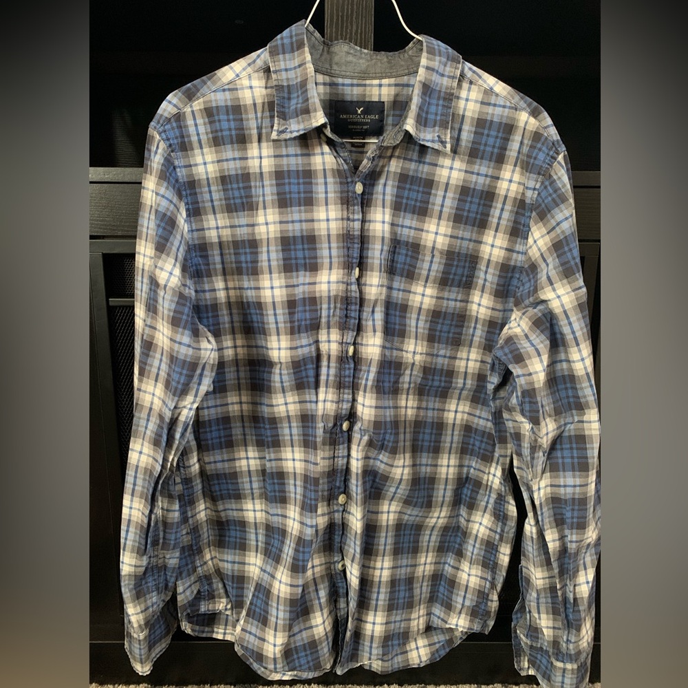 American Eagle long sleeve button front